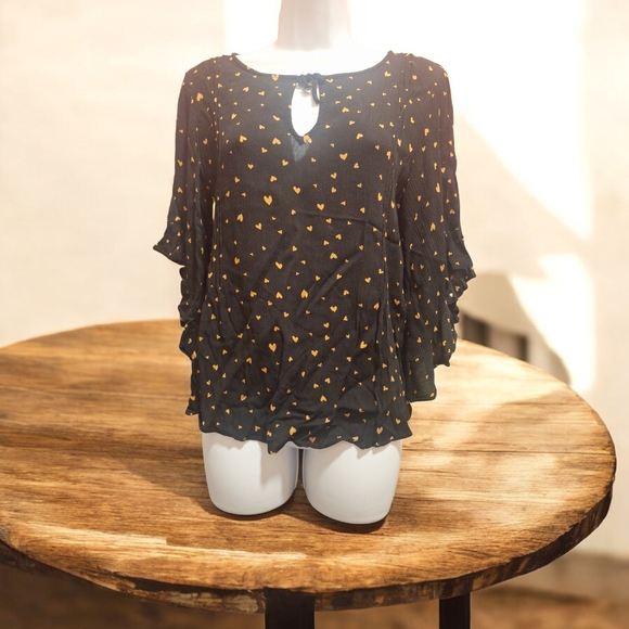 Tops - Elegant Black Blouse with Gold Heart Accents